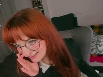 juliet_schoolgirl