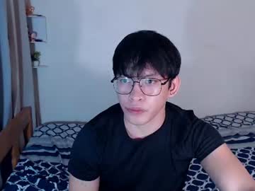 pinkcock_froi