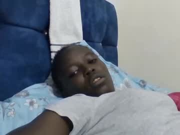 pretty_petite_ebony