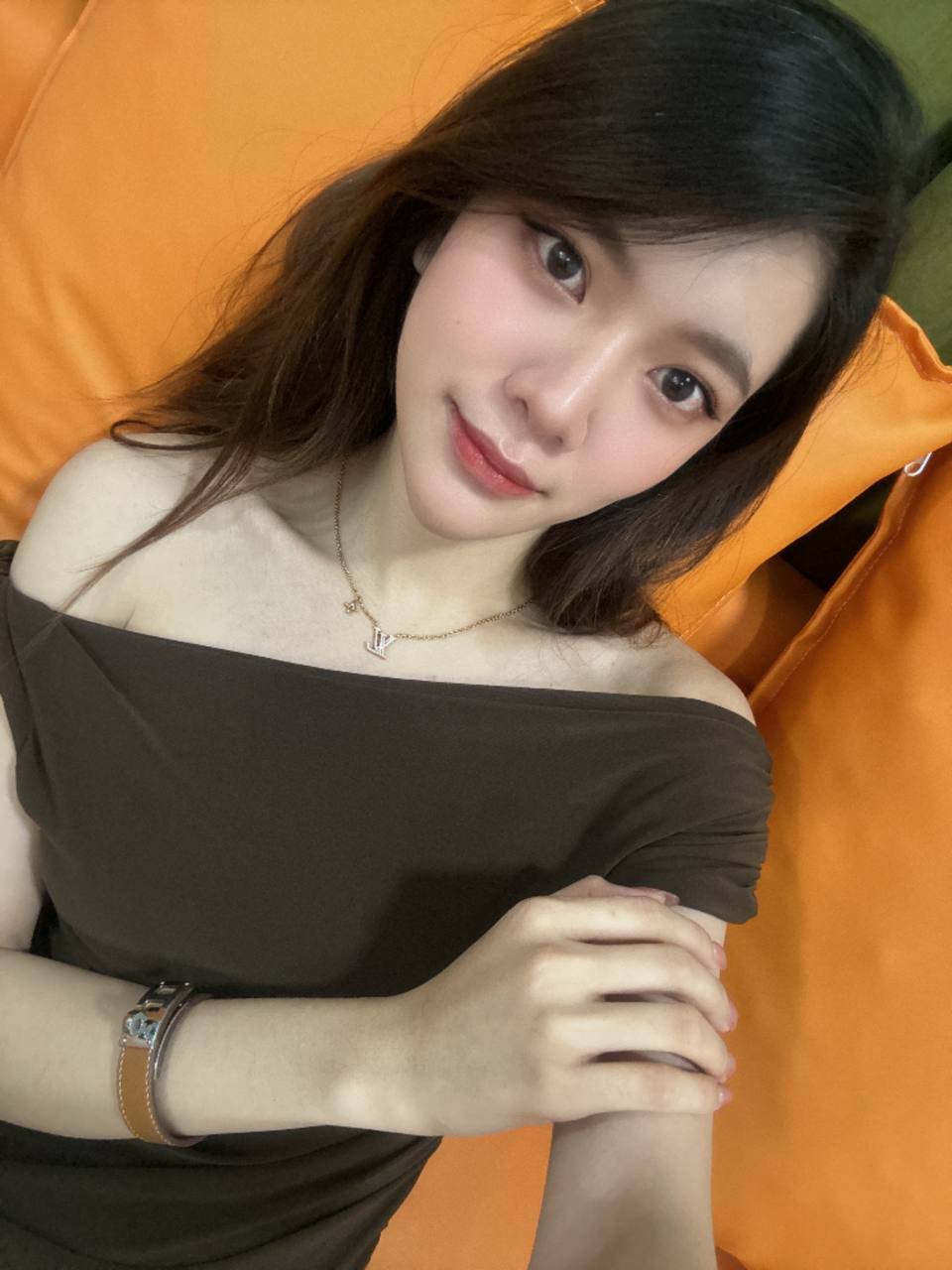 Please, tell me who she is. — 34