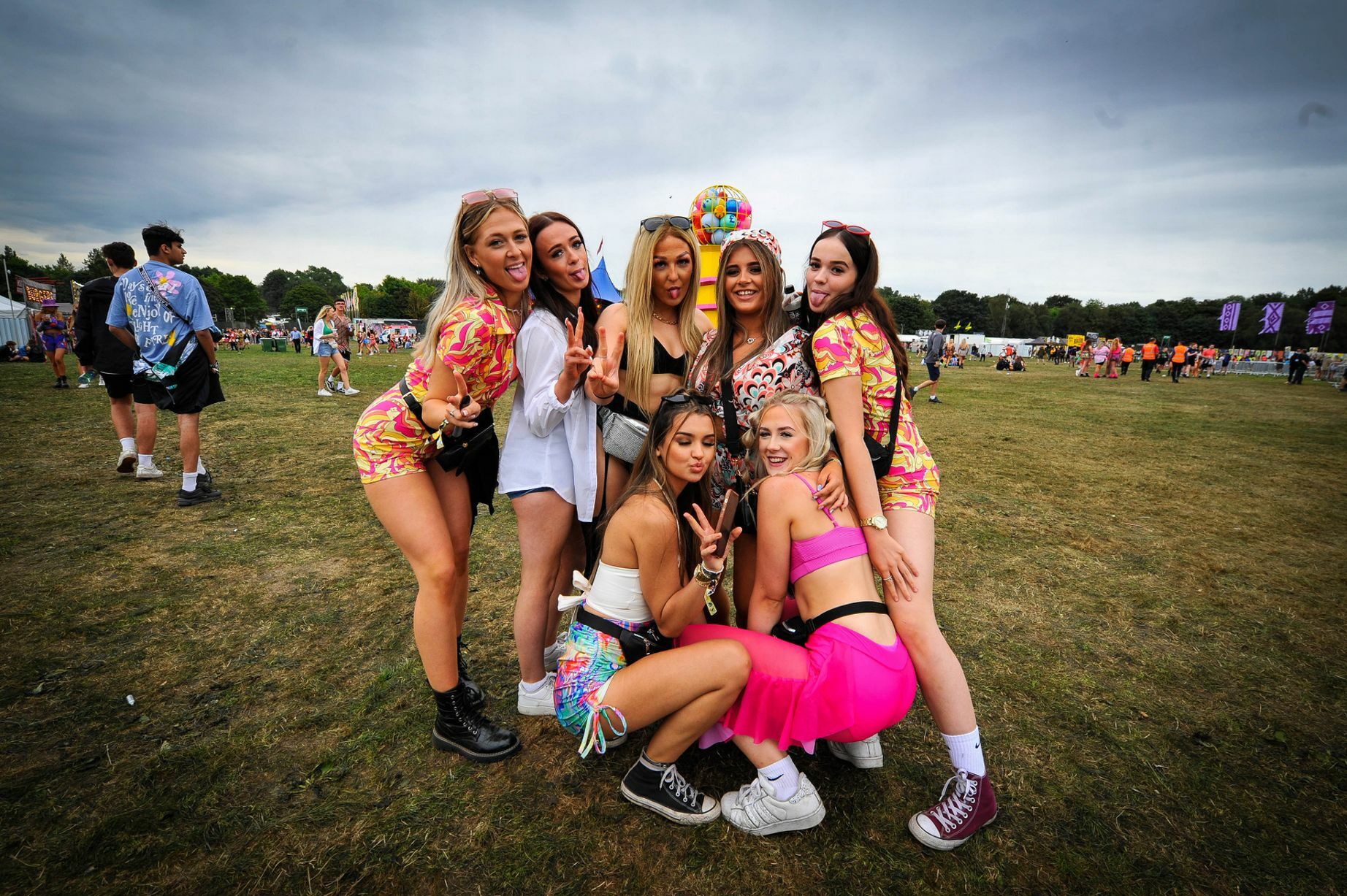 Parklife slags make my tiny dick hard — 22