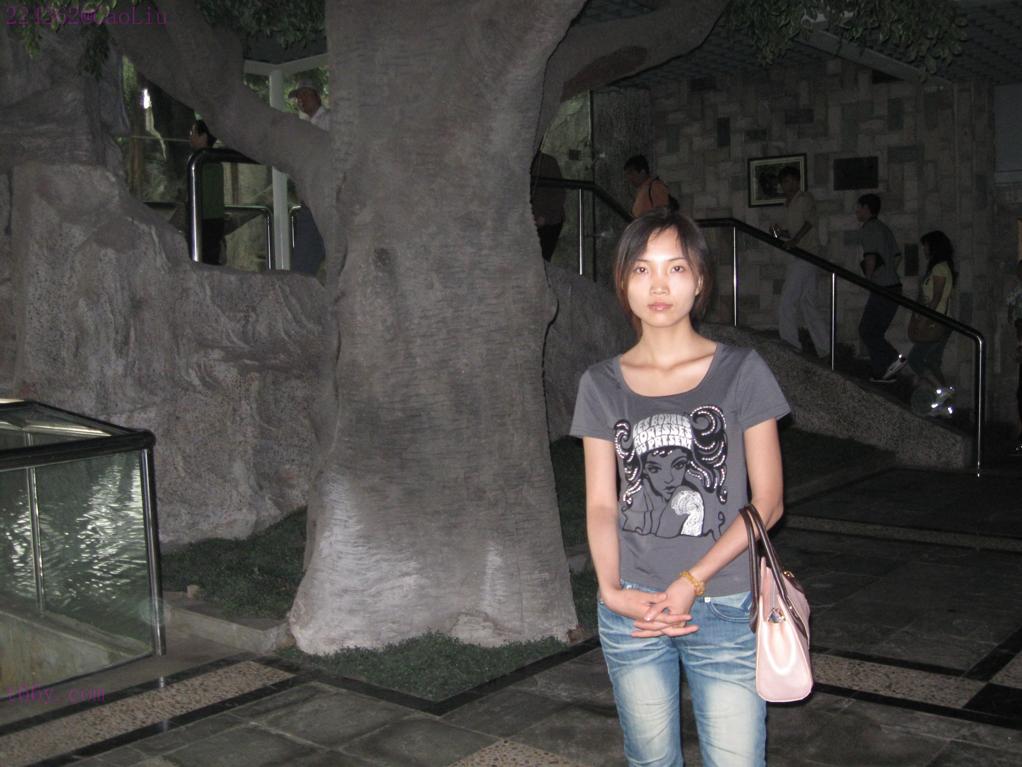 Sexy Chinese Lady Likes to Show — 14