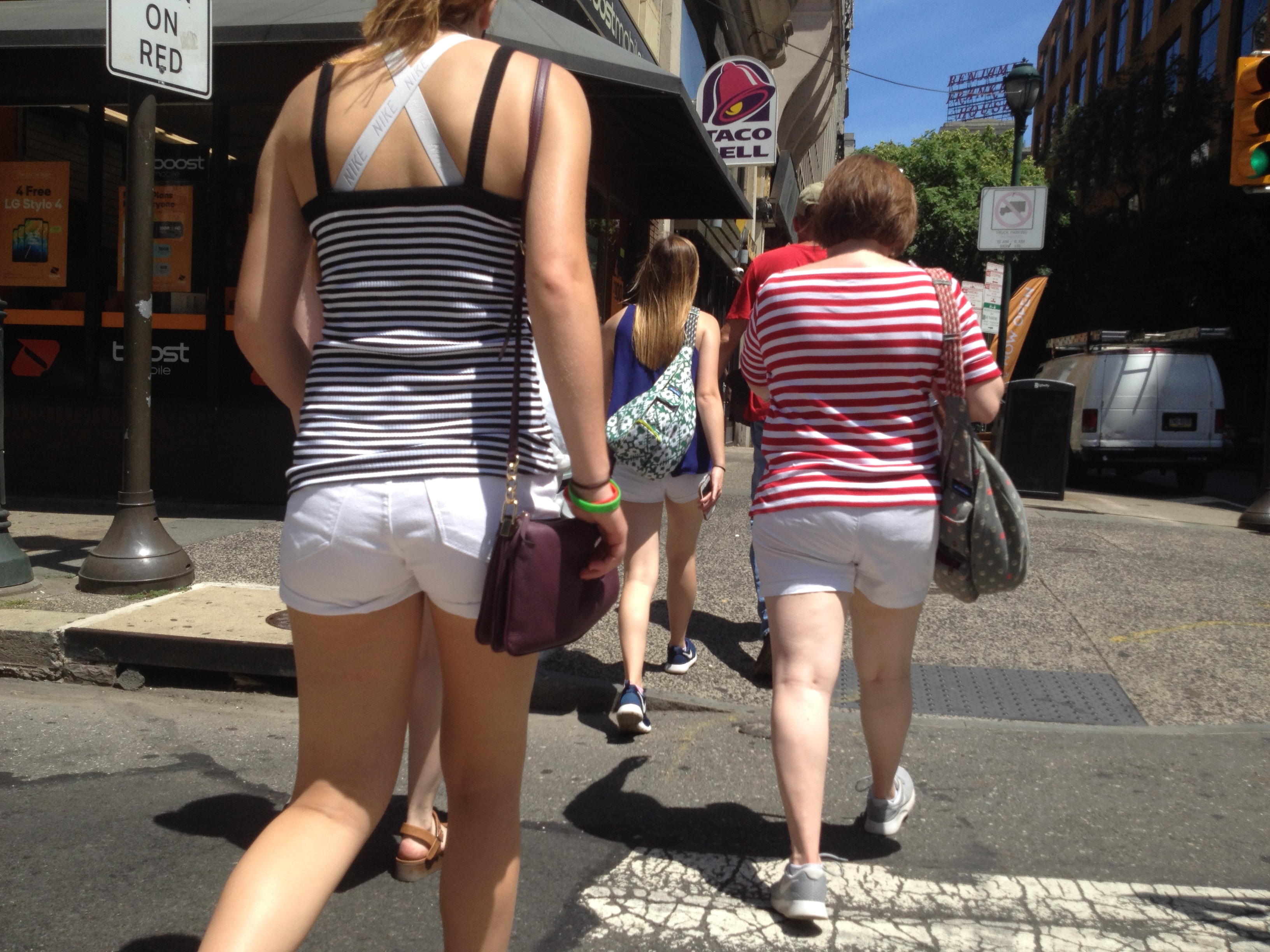 Candid Teen VPL in the City — 13